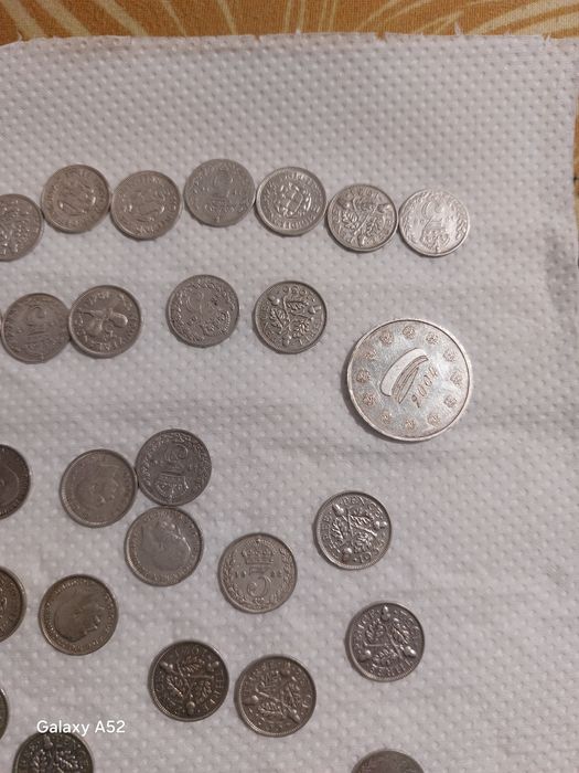 Lot 49 monede de argint englezești vechi