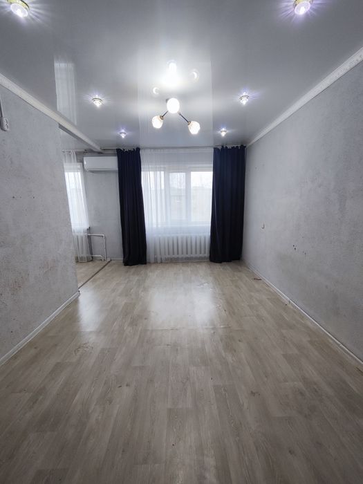 Двухкомнатная квартира, центр,2 школа