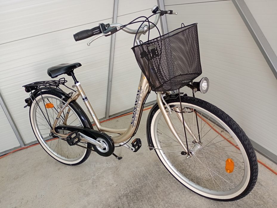 Vând bicicletă CONWAY,roti 26,cu 3 vit si frână picior !