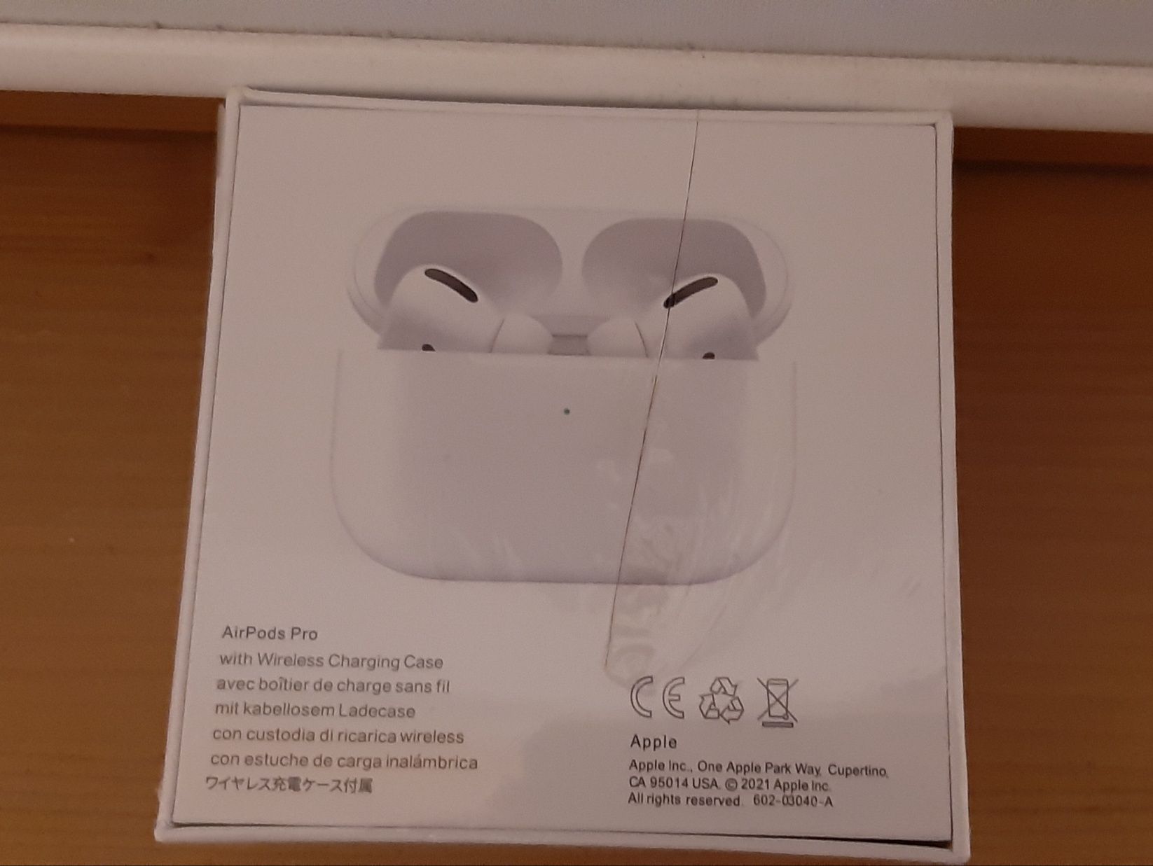 Нови слушалки AirPods Pro