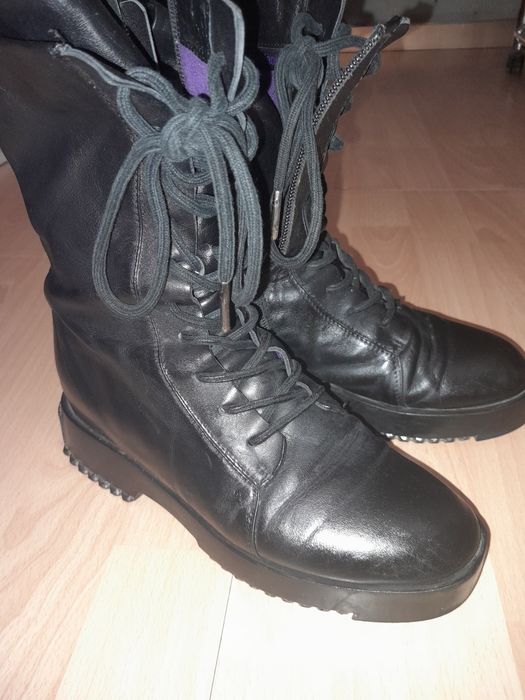 Ботинки кожаные 37  размер