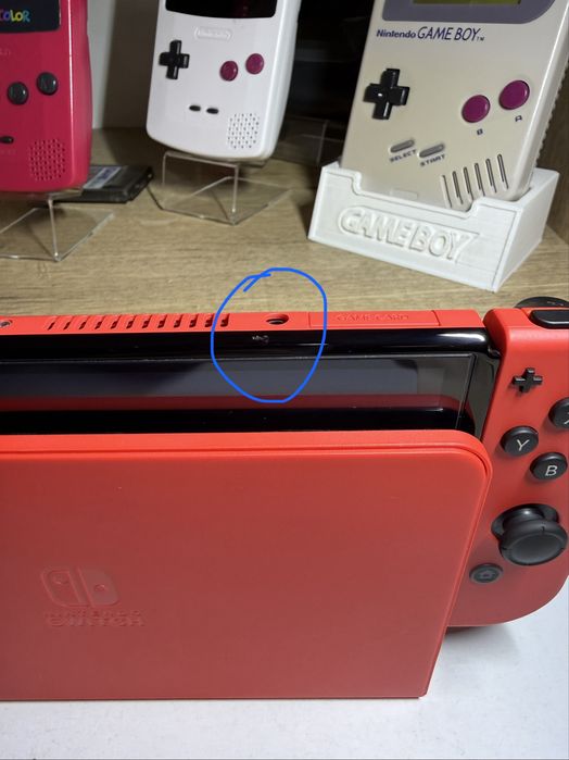Nintendo Switch OLED – Mario Red Edition