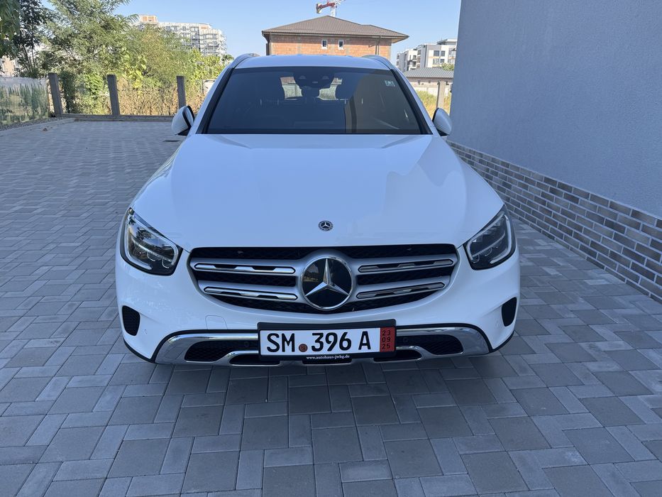 Mercedes Glc 300e-plug-in hybrid-AMG interior/Bord virtual/