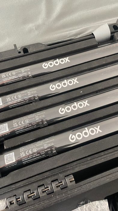 Godox TL120 rgb 4 light kit