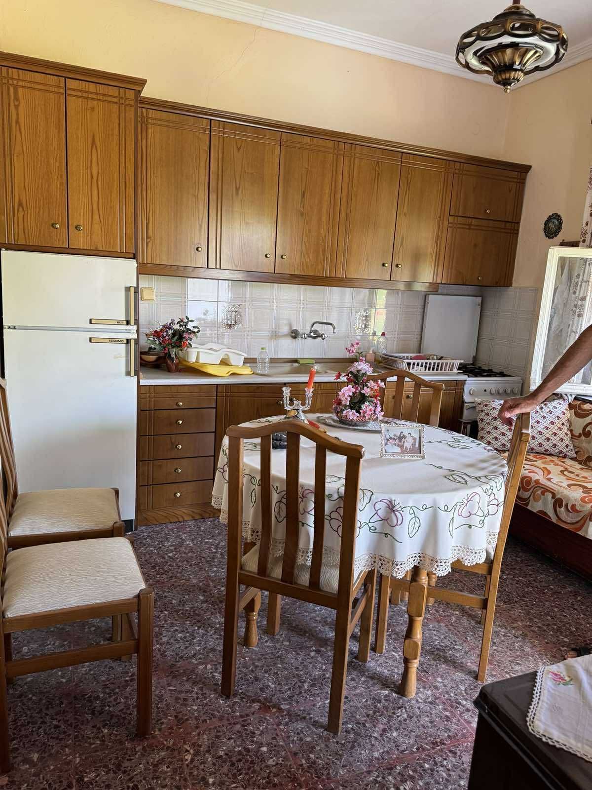 Продава  къща Гърция , на 30 км от Офринио