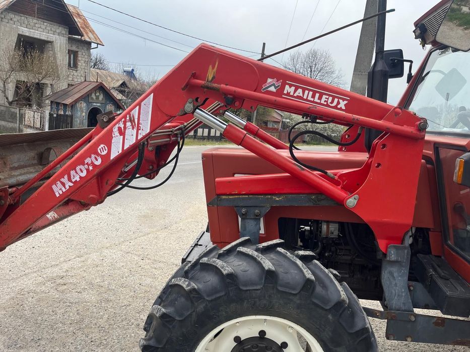 Tractor Fiat 80-88 , 80-90 DT cu încărcător frontal