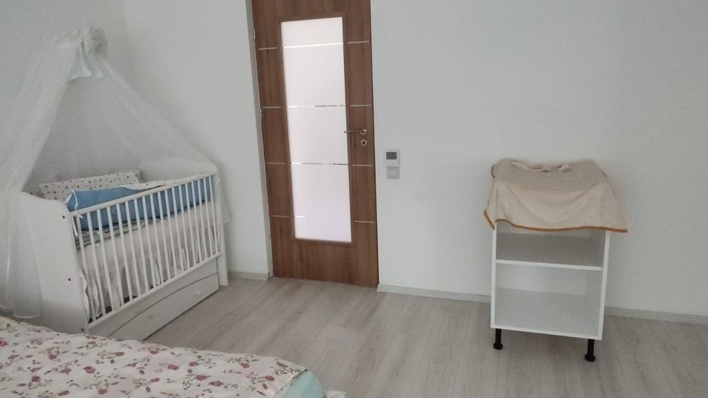 Pat Bebe alb cu sertar