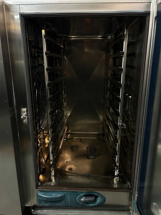 Cuptor profesional,Rational,convectomat,10 tavi,electric,restaurant