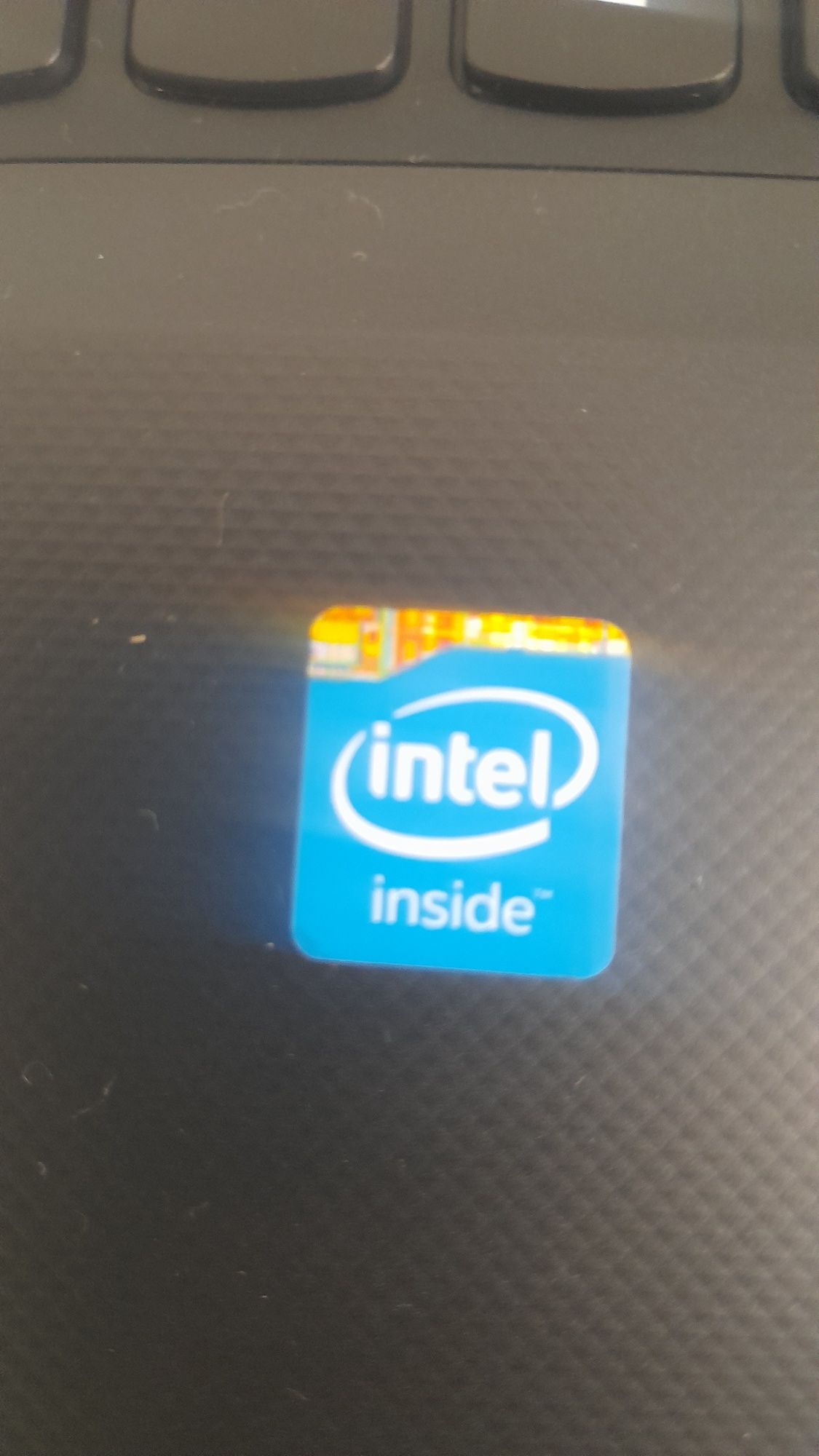 Lenova ideapad yangi holatda