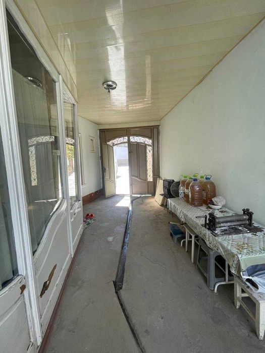 Продается двухэтажный дом в центре города ор.ул Исаева