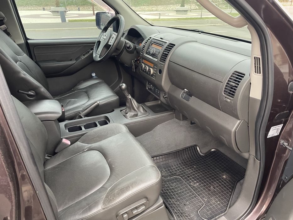 Nissan Navara 2.5 diesel