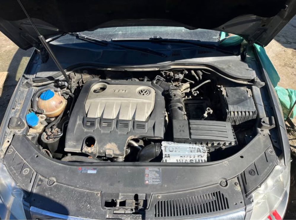 Dezmembrez Passat B6 2.0 TDI BMR