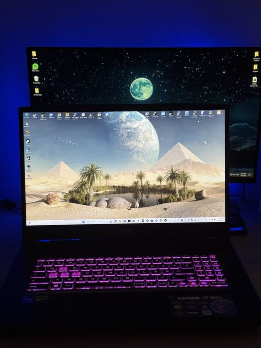 Laptop Gaming MSI Katana B12V