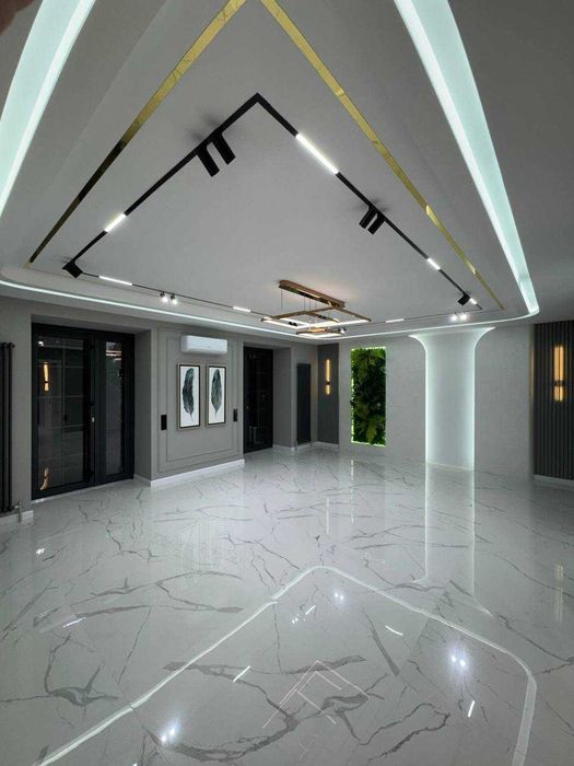 Аренда нежилое 108м2. Ориентир: Цум.