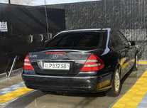 Mersedessbens W211 yili 2003. Нархи 11850