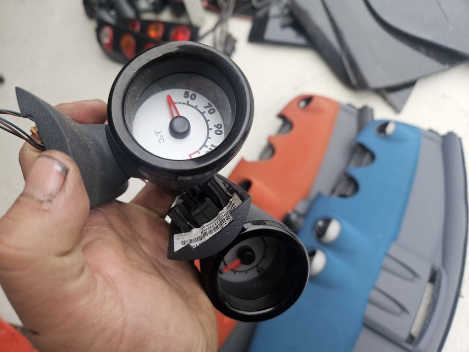 Ceasuri temperatura ora smart forfour