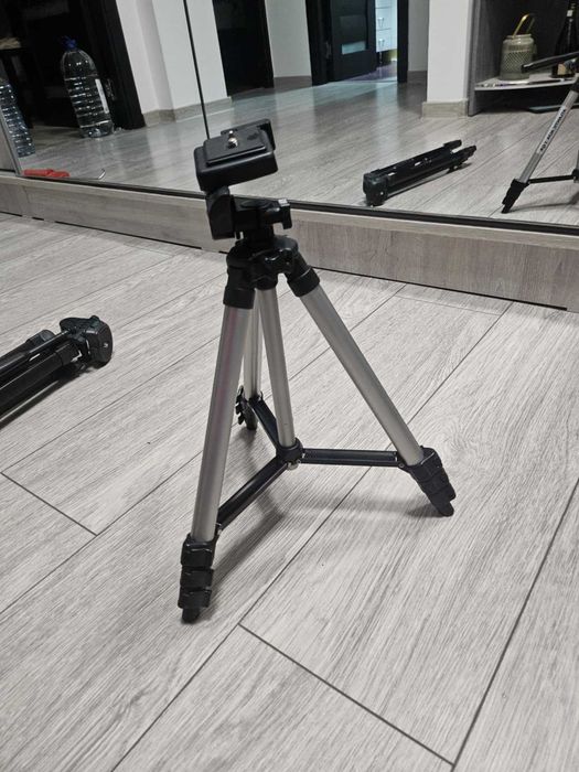 trepied aparat foto
