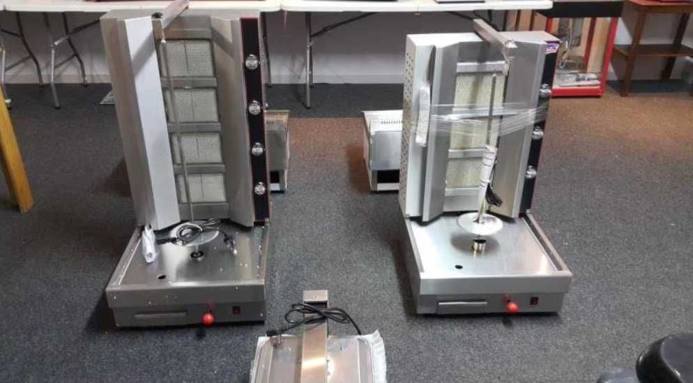 aparat,rotisor shaorma pe gaz cu 3 ,4,5 arzatoare NOU