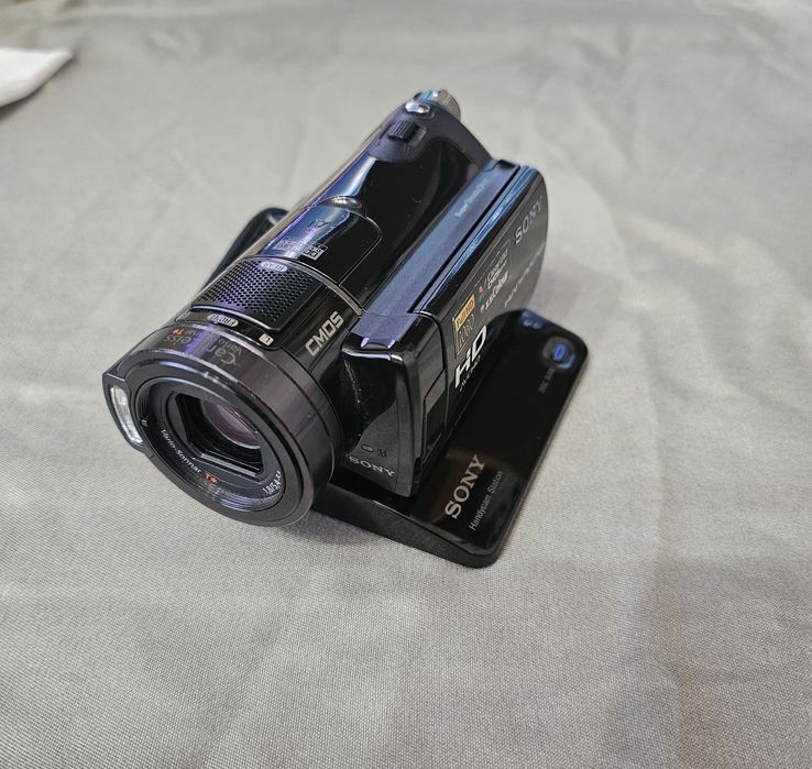 Sony Handycam HDR-CX6
