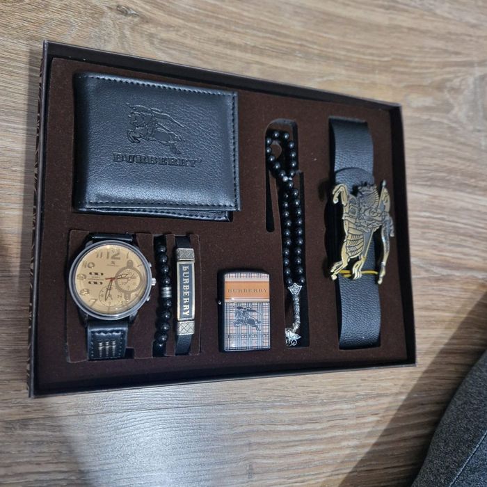 Seturi pentru bărbați