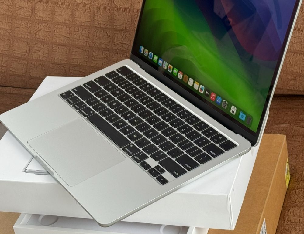 2024 Модель!Макбук на Чипе М3 2024 года/офиц гарантия есть/MacBook M3