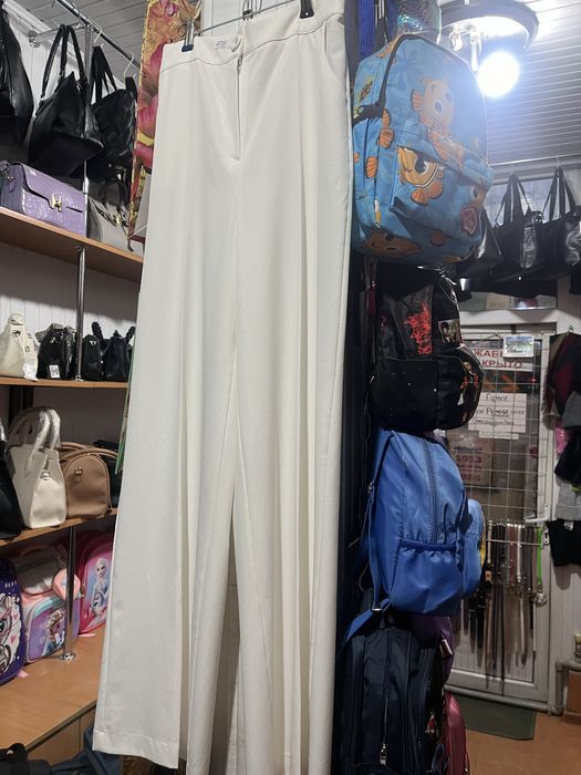 Женская одежда брюки белый