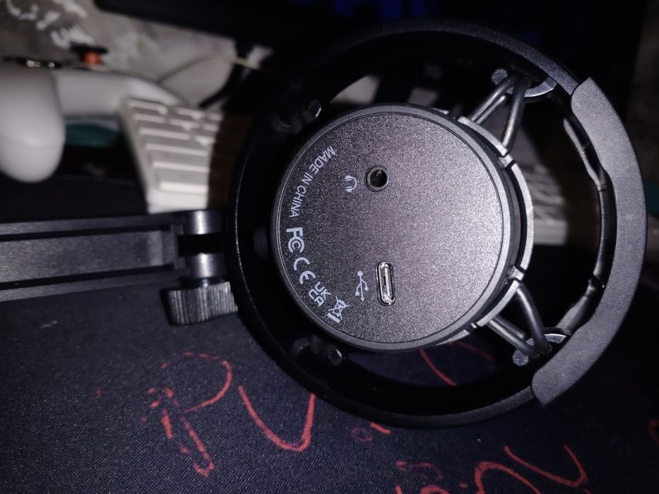 Микрофон Fifine A8 черный