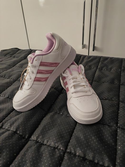 Adidași damă originali noi