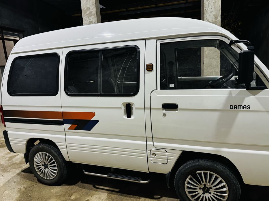 Damas sotiladi narxi kelishiladi!