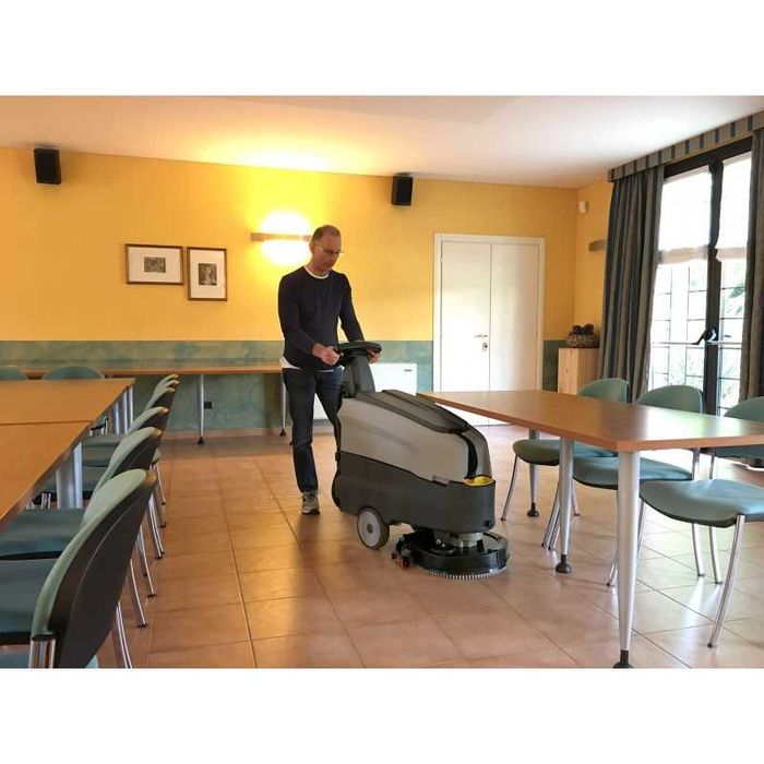 Dynamic 45B Lavor , masina de spalat pardoseli, alimentare 24V