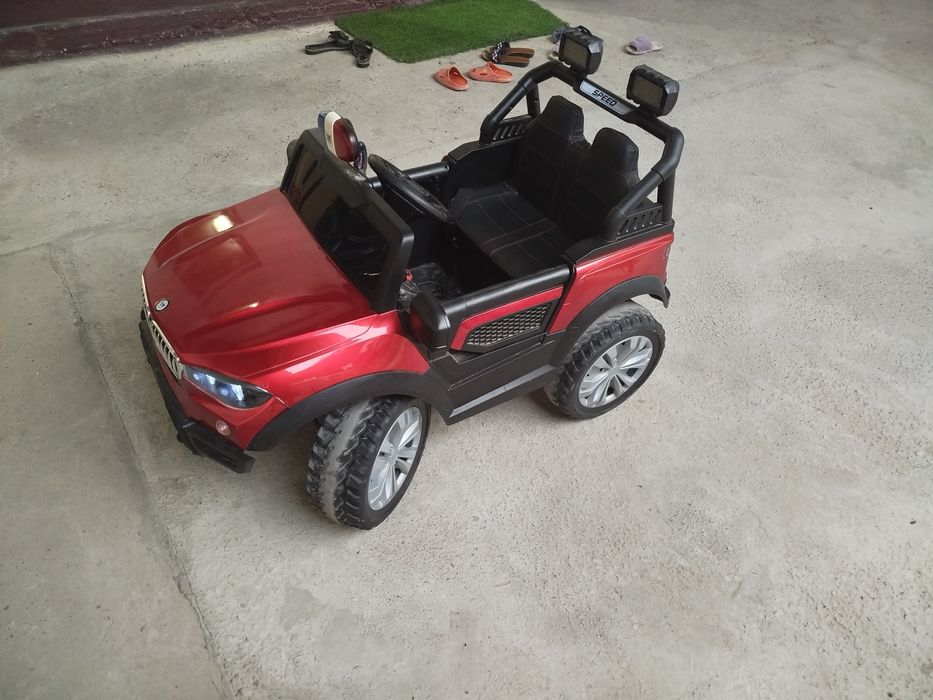 Detiskiy moshina sotiladi srochna