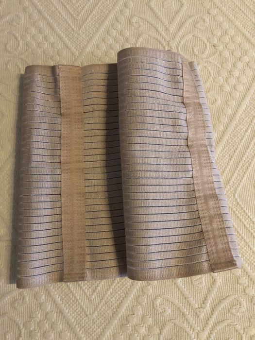 Centura postnatala cu intaritura, marimea M