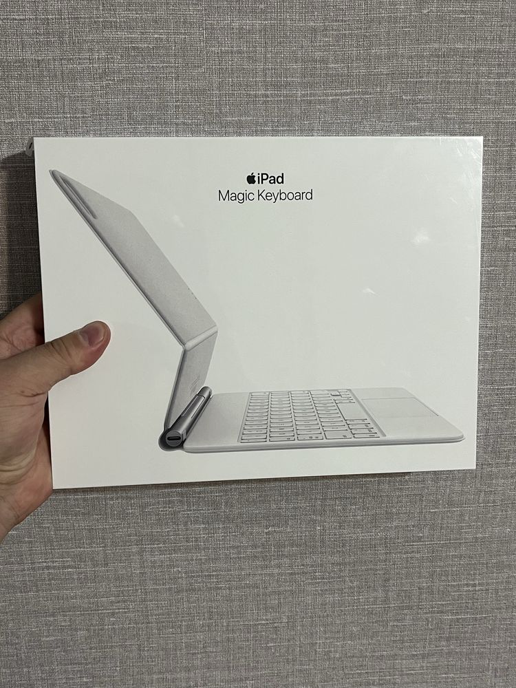 Клавиатура на Ipad Pro 11