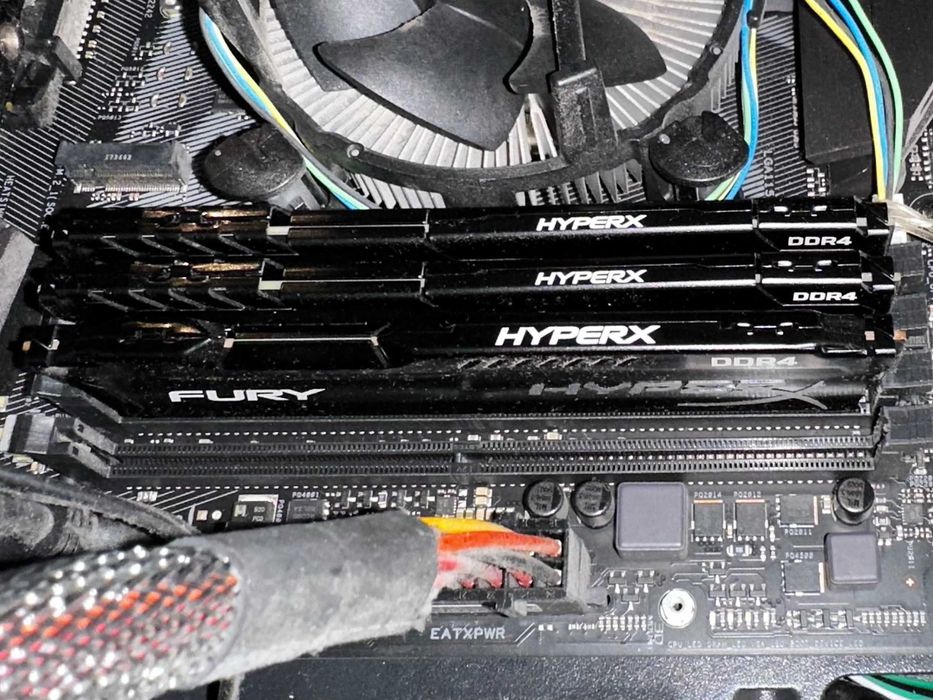 Настолен Компютър 2017г EVGA GTX 1070 8GB 256 bit Intel I7-7700 3.6Ghz