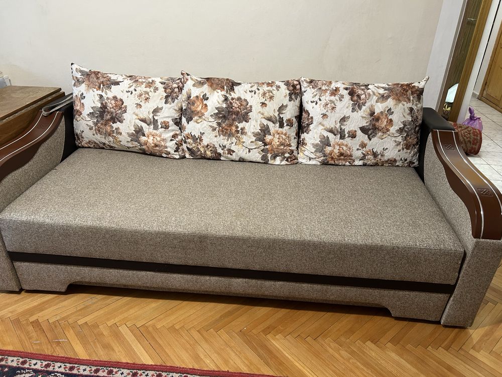Canapea extensibila