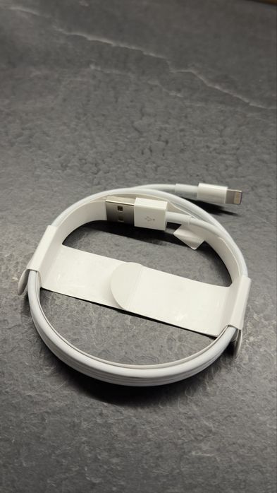 Оригинален кабел Lightning to USB iPhone