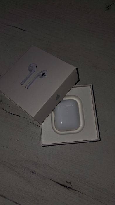 Airpods  научник