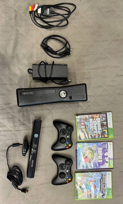 Продам Xbox 360 в идеальном состоянии