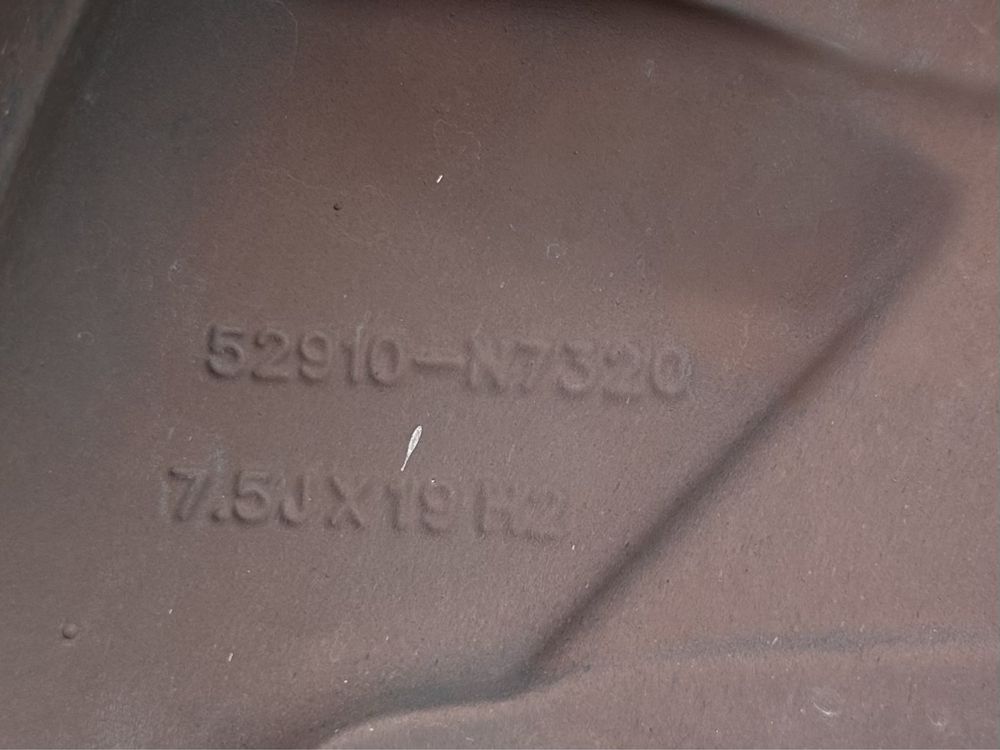 Jante / Roti Hyundai Tucson 235 50 19, Nexen DOT 48 2021