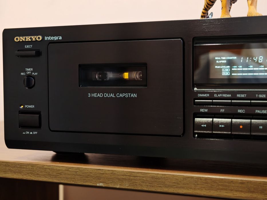 Onkyo TA-6711. Deck de calibru. Cap serie, 3 Head. Ca nou. Preț fix !