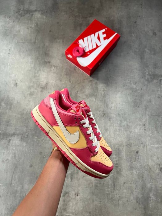 Nike Dunk Low Strawberry Peach Cream   36-40