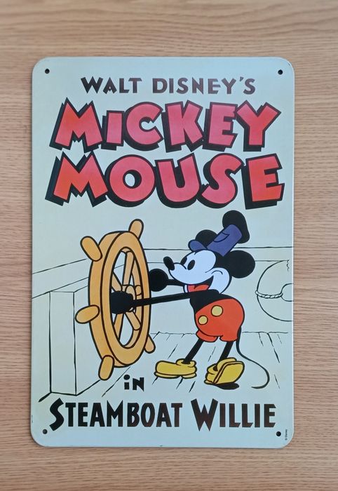 Revista Disney Story impreuna cu posterul metalic Mickey Mouse