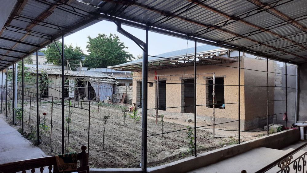 YunusObod oqtepa maxalla hovli sotiladi 1 sotixi 55000$
