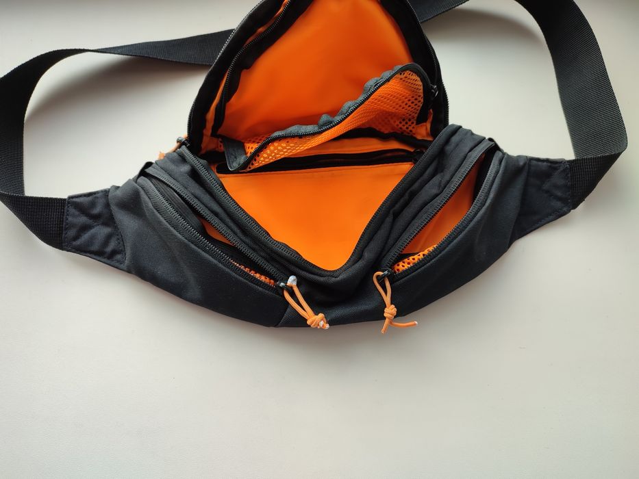 Продам сумки через плечо 2шт.