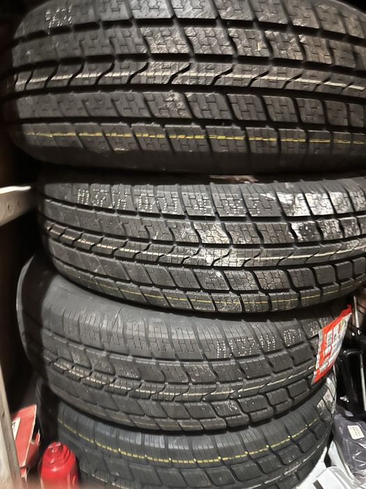 Продам комплект резины