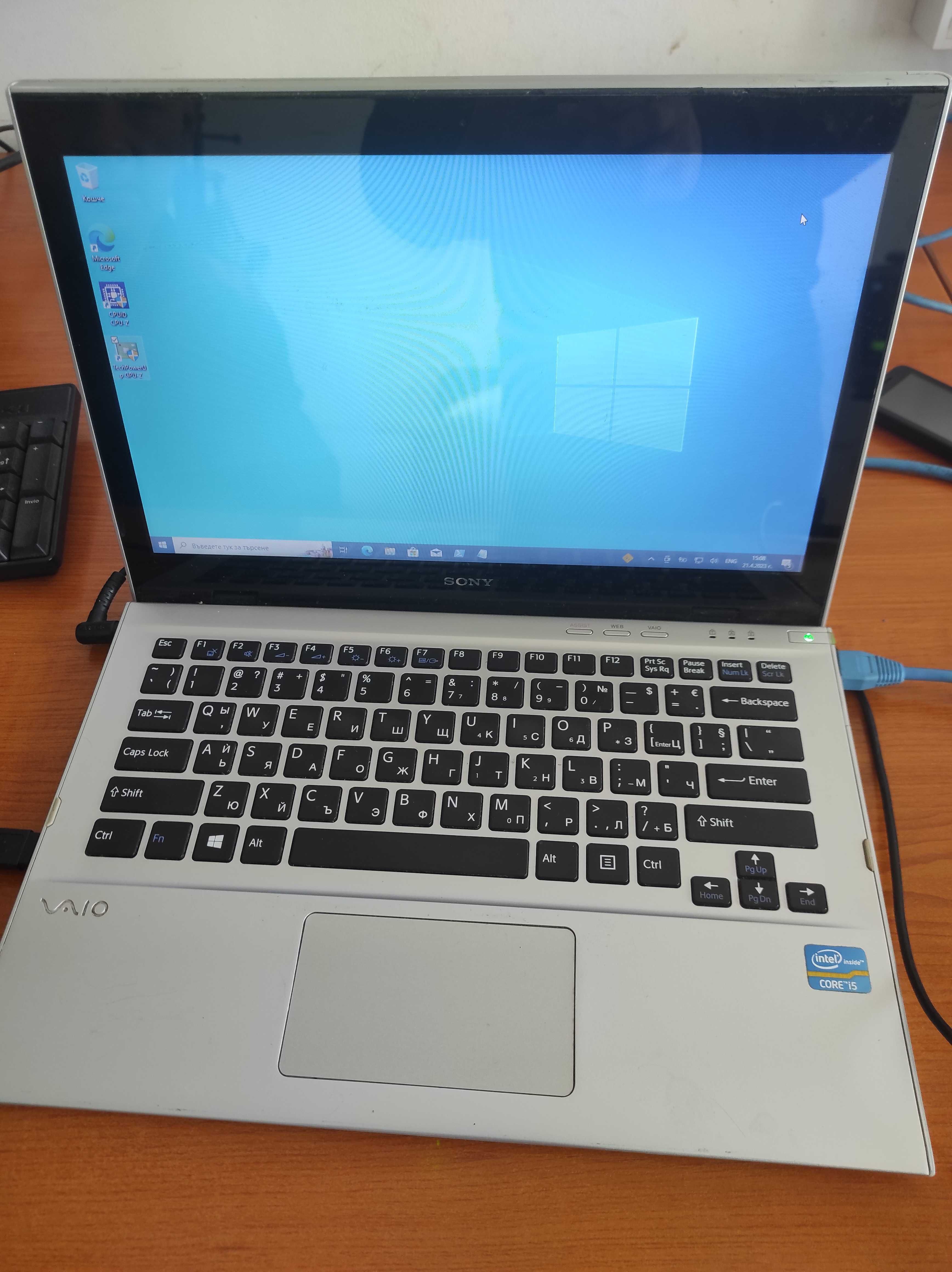 Лаптоп Сони валио с тъч скрийн