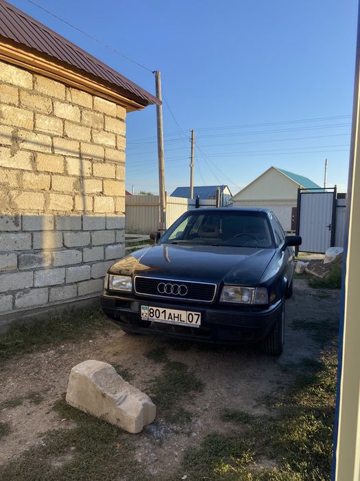 Продам ауди 80 б4 1992год 2.0л