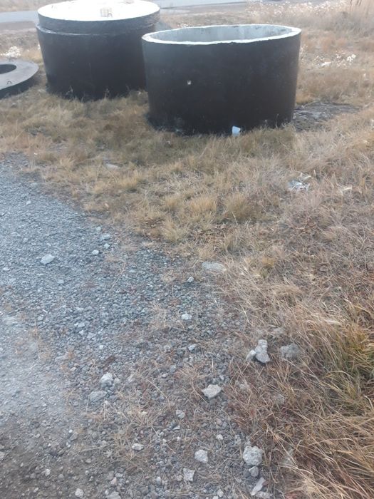 Продам , крышка, дно и два кольца.