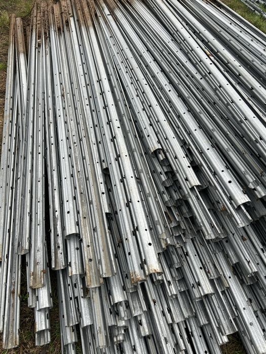 Spaleri galvanizati pentru gard si vie