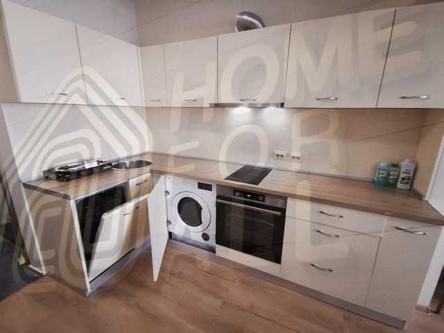 Дава се под наем Тристаен апартамент в София, Център - 74 кв.м за 715 € - Снимка #13